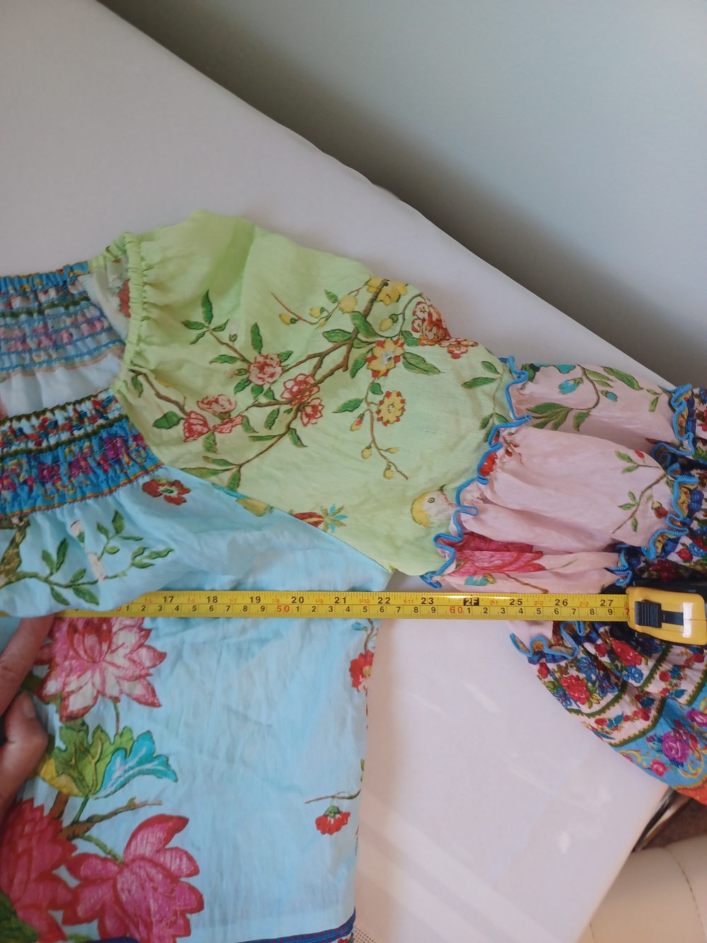 NWT John Mark Peasant Boho Blouse in Tropical Floral Print Bell Sleeves  Medium - Picture 8 of 12